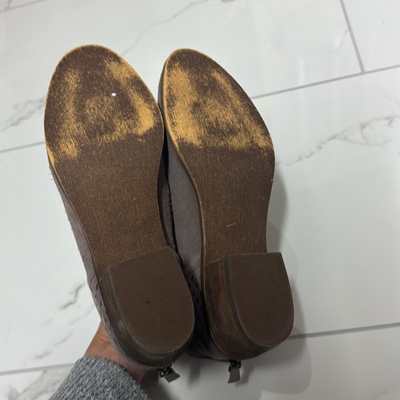 Susina Booties - Picture 4 of 5